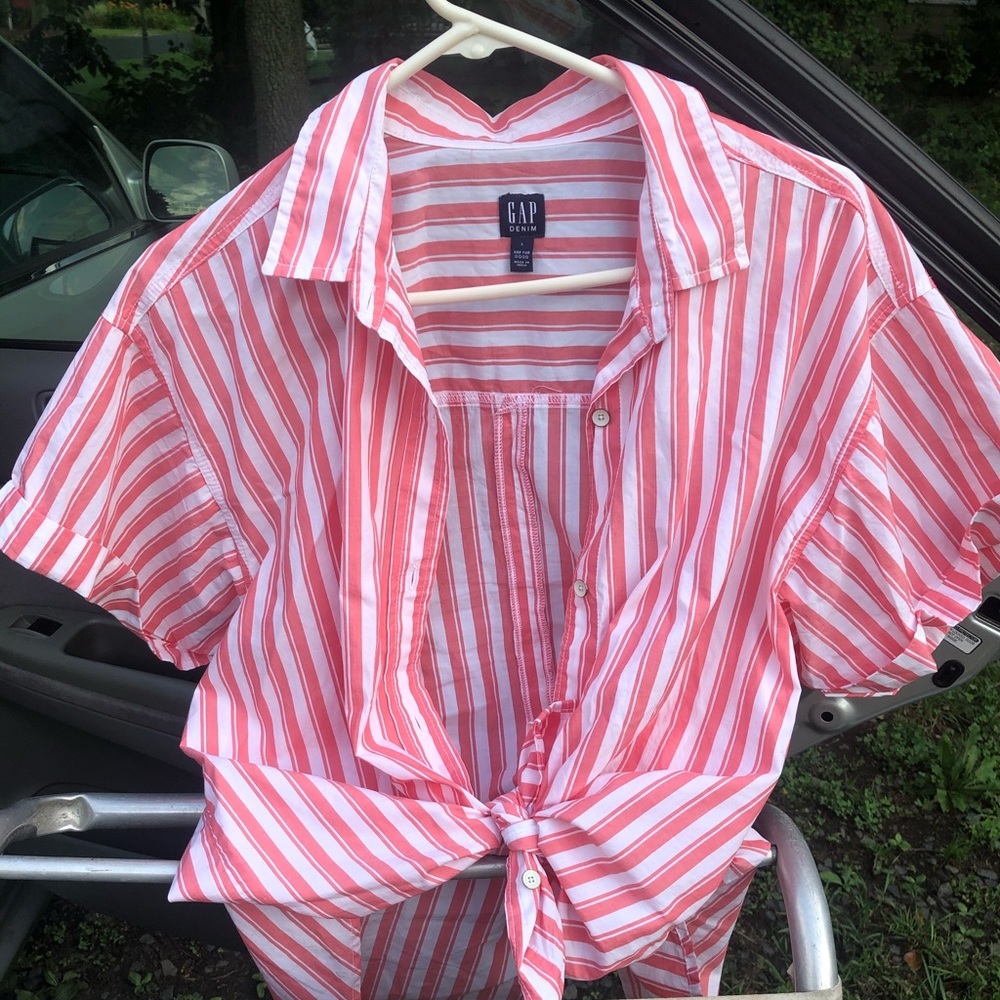 Gap large stripped t shirt